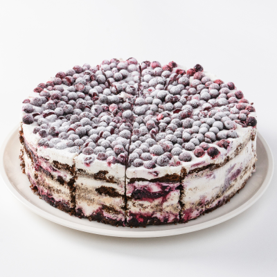 Торт С чёрной смородиной 12 порций 1,32кг Десерт Фентези