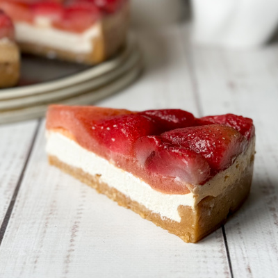 Чизкейк с клубникой 12 порций 1,74кг Десерт Фентези