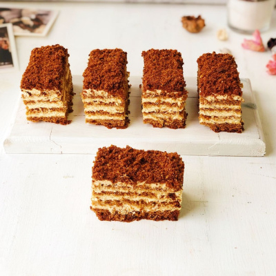 Пирожное Медовик 21 порция 2,625кг Десерт Фентези