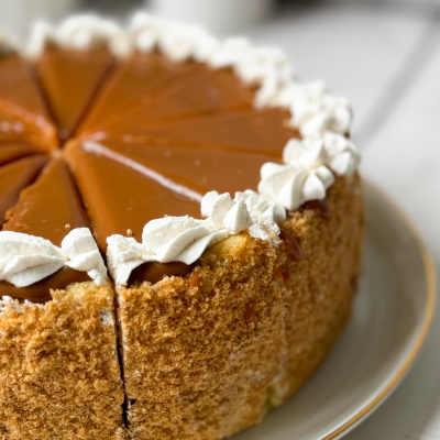 Торт Ванильно-карамельный 1,44кг Десерт Фентези