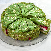 Торт Фисташковый с малиной 1,61кг Десерт Фентези